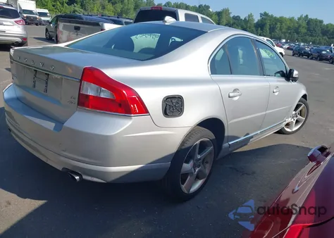2010 Volvo S80 T6 z USA, uszkodzony, nr VIN YV1992AH1A1123471